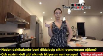 İri göğüslü annem beni milli ediyor